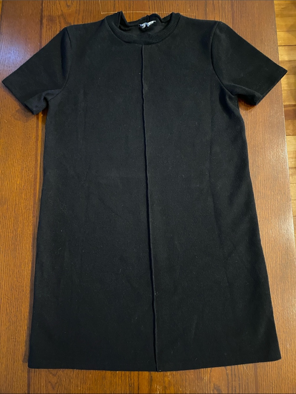 Zara Black Short-Sleeve Shift Dress